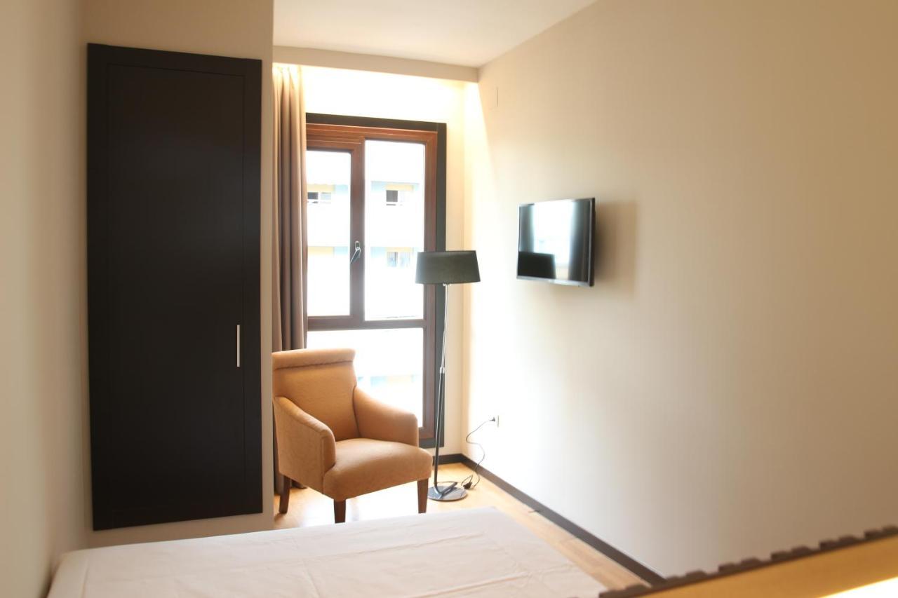 Hotel Alcantara Caces Eksteriør billede
