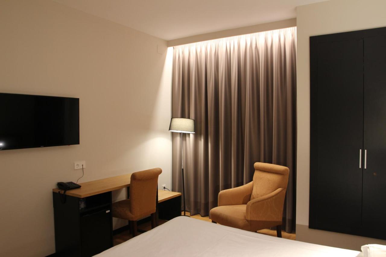 Hotel Alcantara Caces Eksteriør billede
