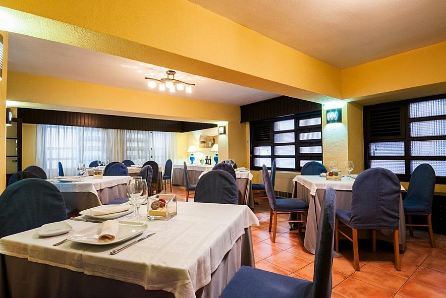 Hotel Alcantara Caces Eksteriør billede